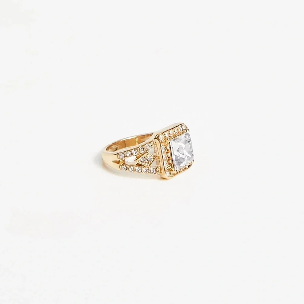 Reclaimed Vintage limited edition gold-plated ring